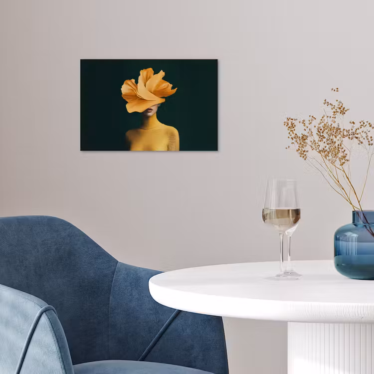 Vrouw - Hoed - Geel poster papier klein -sfeer3