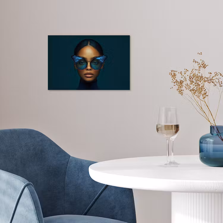 Vrouw - Vlinder - Bril - Blauw - Modern - Portret poster papier klein -sfeer3