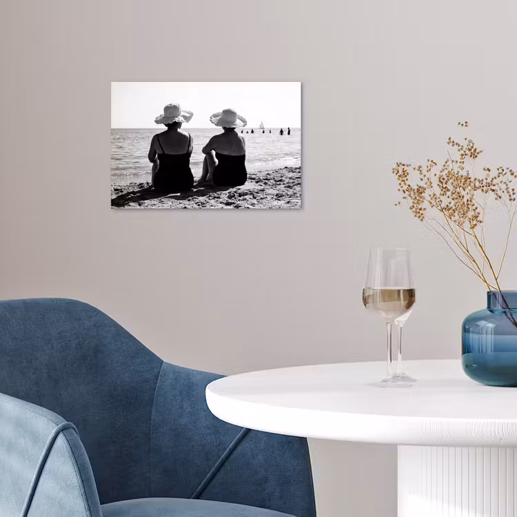 Vrouwen - Zonnehoed - Strand - Zwart - Wit poster papier klein -sfeer3