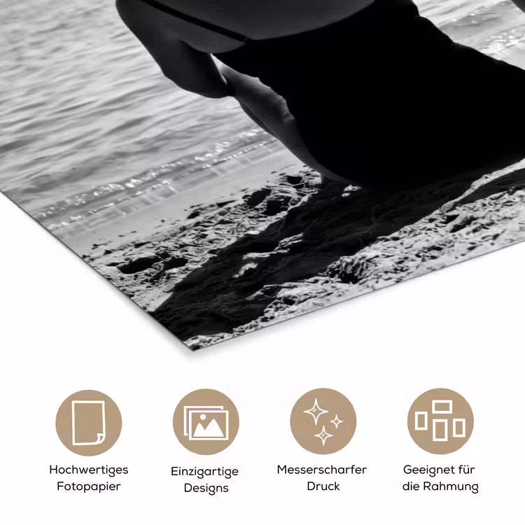 Vrouwen - Zonnehoed - Strand - Zwart - Wit poster papier klein -tcloseup_DE