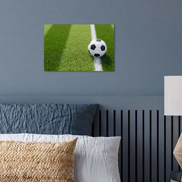 Voetbal - Grasveld - Sport - Groen poster papier klein -sfeer2