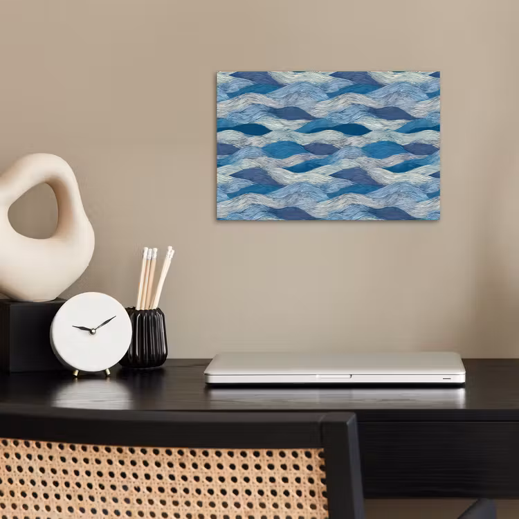 Getekend - Blauw - Wit - Golvend - Streepjes poster papier klein 62 -sfeer1