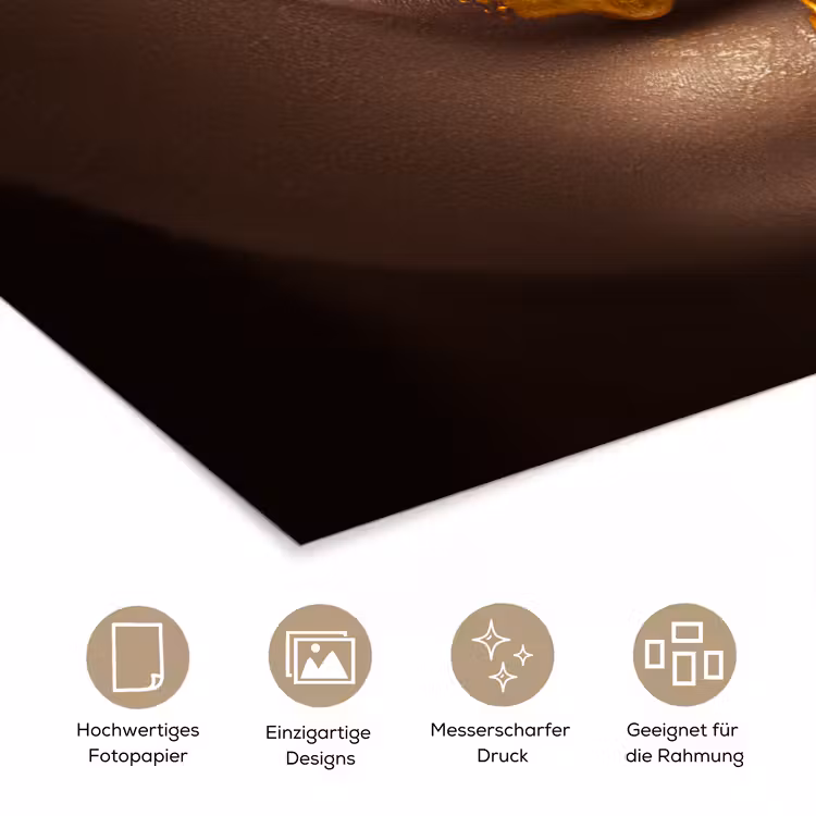 Goud - Vrouw - Verf - Lippen - Luxe poster papier klein -tcloseup_DE