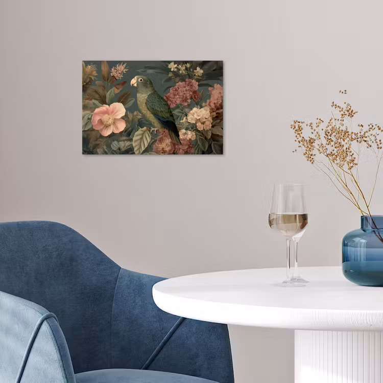 Groene papegaai - Kleurrijke bloemen - Donkere achtergrond poster papier klein -sfeer3