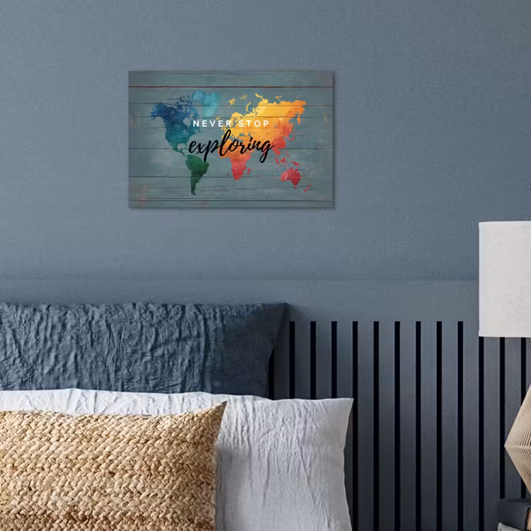 Hout - Wereldkaart - Regenboog - Exploring poster papier klein -sfeer2