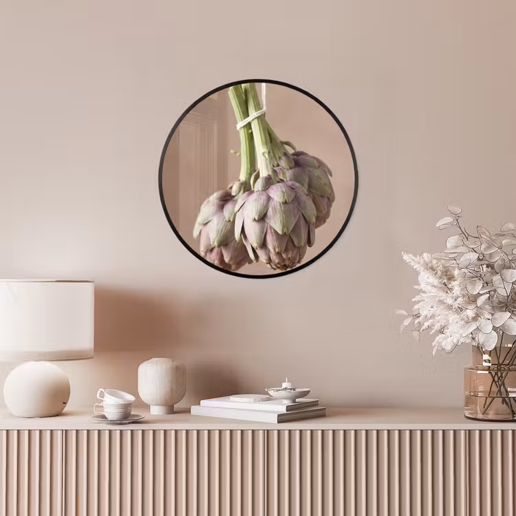 Poster im Rahmen Rund - Artischocken – Hängend – Gemüse - Artisjokken - Hangend - Groenten Fotolijst rond zonder passe partout klein