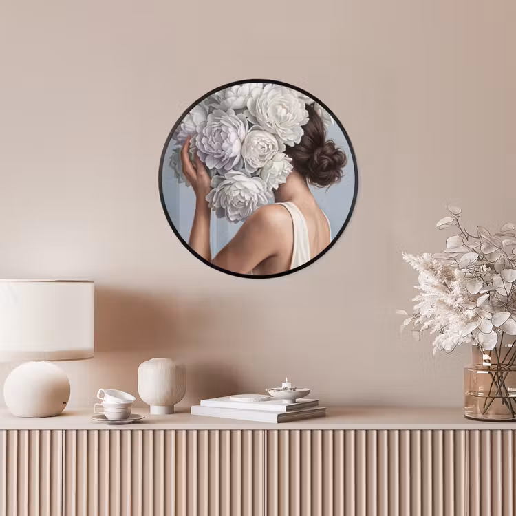 Bloemen - Vrouw - Wit Fotolijst rond zonder passe partout klein -sfeer3