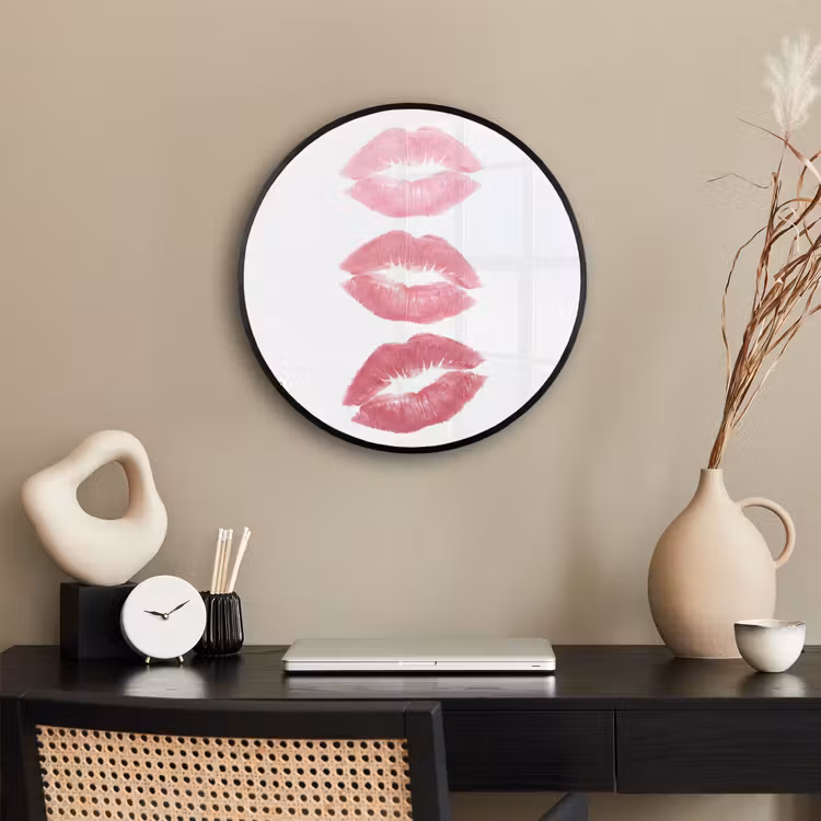 Lippen - Kusafdruk - Roze - Modern - Abstract Fotolijst rond zonder passe partout klein -sfeer1
