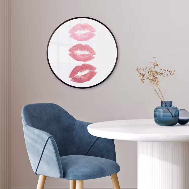 Lippen - Kusafdruk - Roze - Modern - Abstract Fotolijst rond zonder passe partout klein -sfeer2