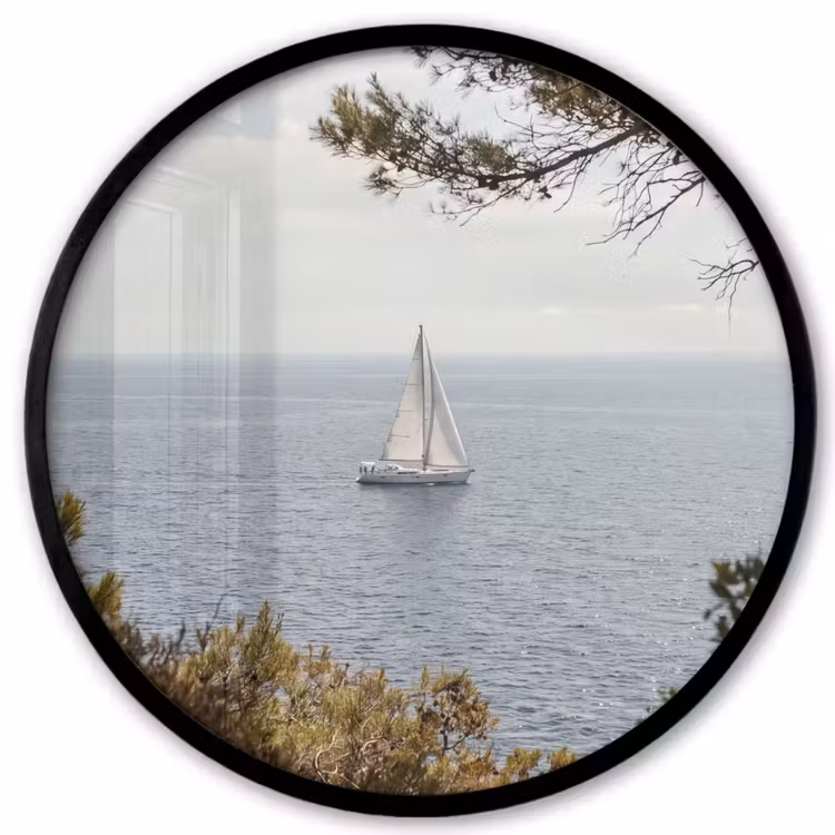 Poster im Rahmen Rund - Segelboot – Bäume – Wasser - Zeilboot - bomen - water Fotolijst rond zonder passe partout klein