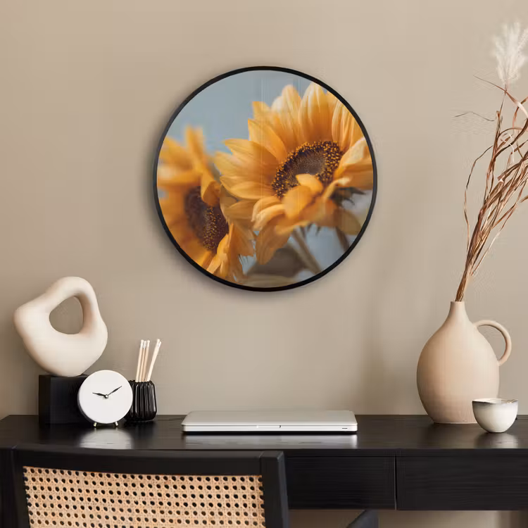 Zonnebloemen - Geel - Wazig Fotolijst rond zonder passe partout klein -sfeer1
