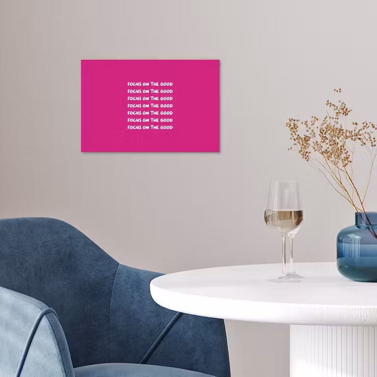 Focus on the good - Roze - wit poster papier klein -sfeer3