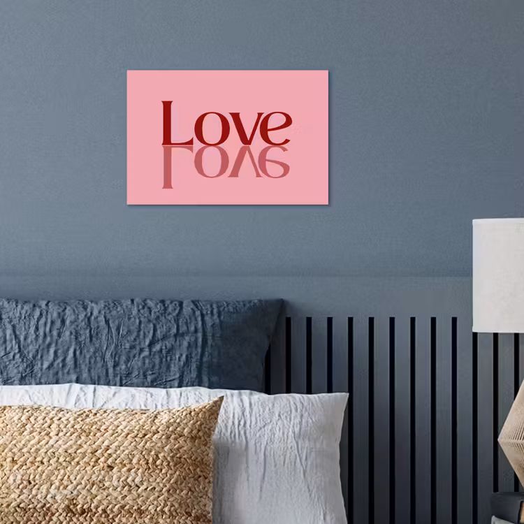 Love - Roze - Spiegeling poster papier klein -sfeer2