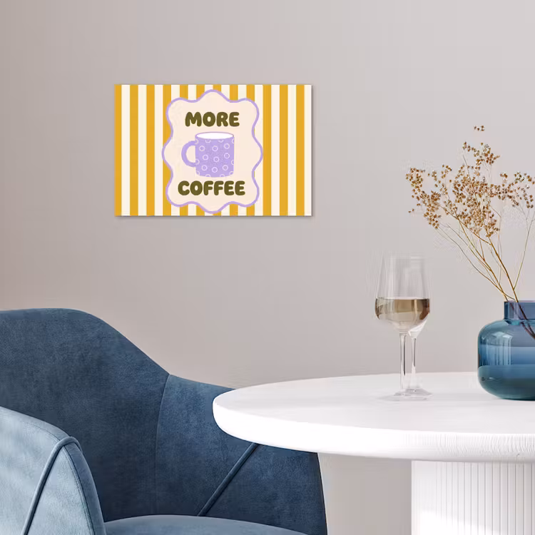 More coffee - Geel - Paars - Strepen - Mok poster papier klein -sfeer3