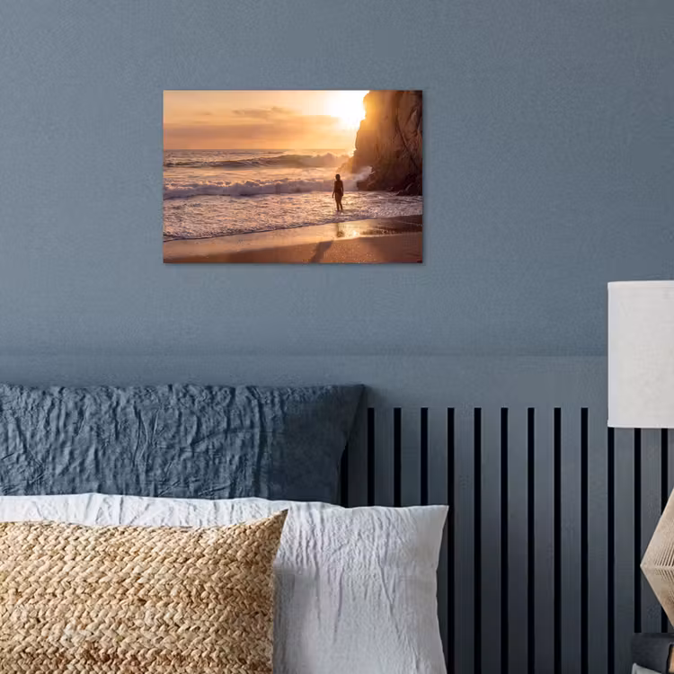 Mensen - Oceaan - Zonsondergang - Kust - Goud poster papier klein -sfeer2