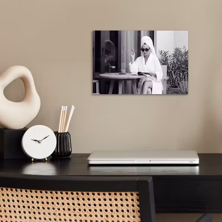 Modern - Vrouw - Zwart - Wit poster papier klein -sfeer1