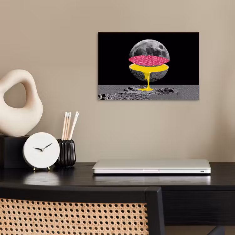 Maan - Geel - Roze - Zwart poster papier klein -sfeer1