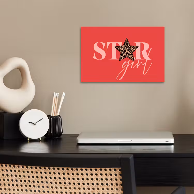 Star girl - Rood - Panter - Ster poster papier klein -sfeer1