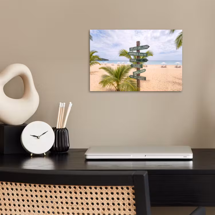 Strand - Wegwijzer - Palmen - Tropisch - Groen poster papier klein -sfeer1