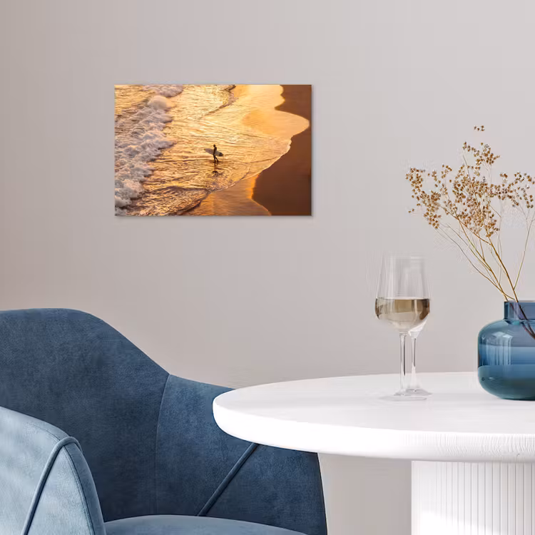 Surfer - Strand - Zonsondergang - Oceaan - Goud poster papier klein -sfeer3