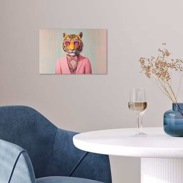 Tijger - Strik - Jasje - Roze poster papier klein -sfeer3