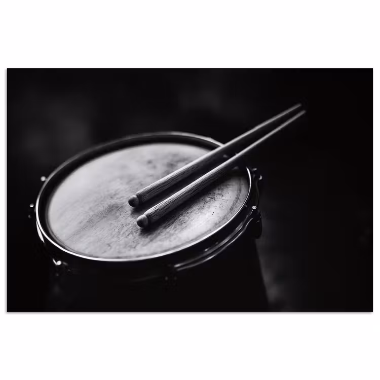 Trommel - Close-up - Drumstokken - Zwart poster papier klein -3d