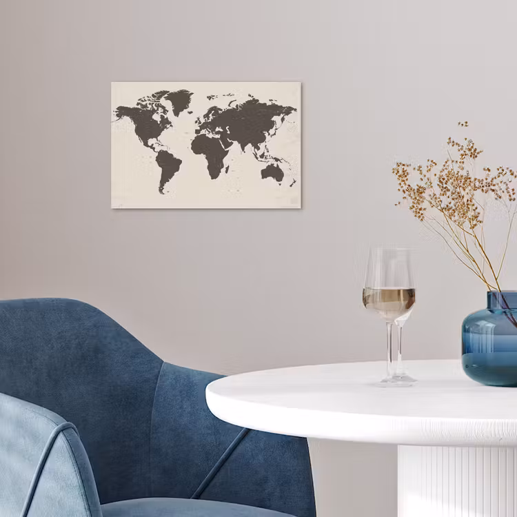 Wereldkaart - Stempelstijl - Ruw poster papier klein -sfeer3