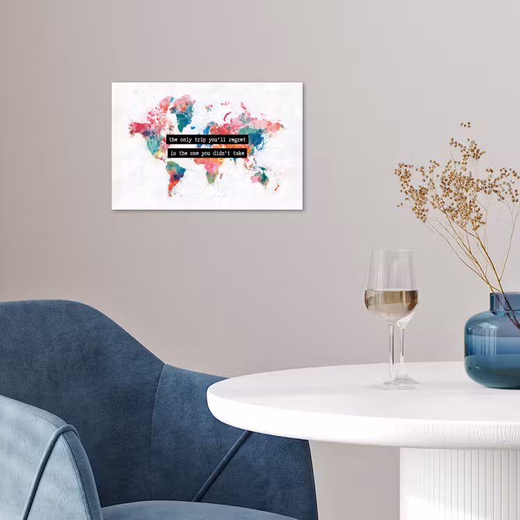 Wereldkaart - Kleurrijk - Tekst poster papier klein -sfeer3
