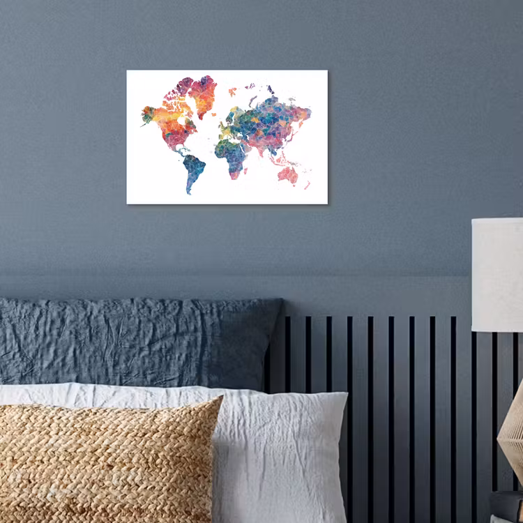 Wereldkaart - Figuren - Kleurrijk poster papier klein -sfeer2