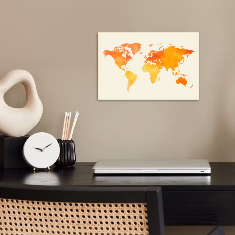 Wereldkaart - Oranje - Kleurrijk poster papier klein -sfeer1