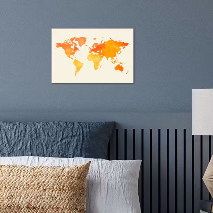 Wereldkaart - Oranje - Kleurrijk poster papier klein -sfeer2