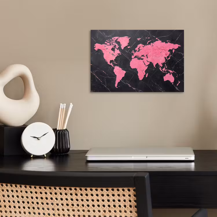 Wereldkaart - Roze - Marmer poster papier klein -sfeer1