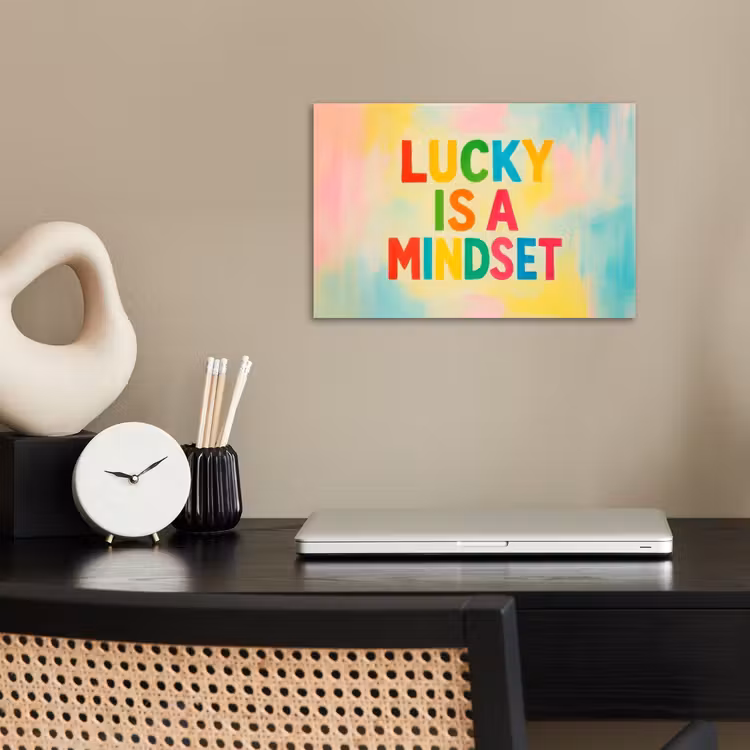 Quote - Lucky - Regenboogkleuren poster papier klein -sfeer1