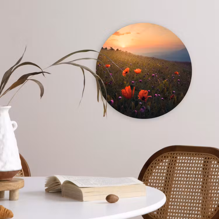 Bloemenveld - Gras - Bloemen - Planten - Zonsondergang - Oranje Wandcirkel kunststof plaat 5mm dik klein -sfeer4