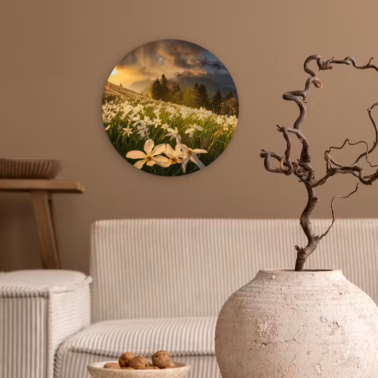 Bloemenveld - Heuvels - Zonsondergang - Berg - Natuur - Wit - Heuvels Wandcirkel kunststof plaat 5mm dik klein -sfeer1