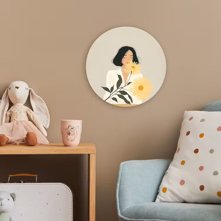 Vrouw - Bloem - Geel - Minimalistisch Wandcirkel kunststof plaat 5mm dik klein -tsfeer1_kind