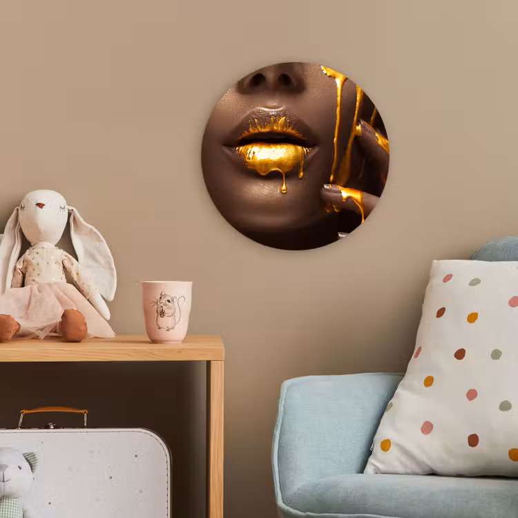 Goud - Vrouw - Verf - Lippen - Luxe Wandcirkel kunststof plaat 5mm dik klein -tsfeer1_kind