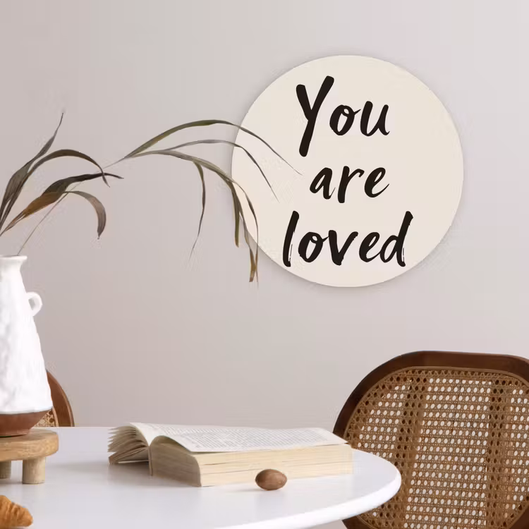 Minimalistisch - Beige - Love Wandcirkel kunststof plaat 5mm dik klein -sfeer4