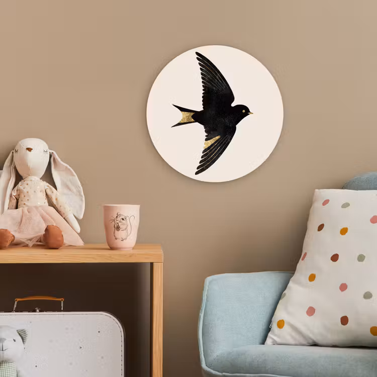 Zwarte zwaluw - Gouden accenten - Lichte achtergrond Wandcirkel kunststof plaat 5mm dik klein -tsfeer1_kind