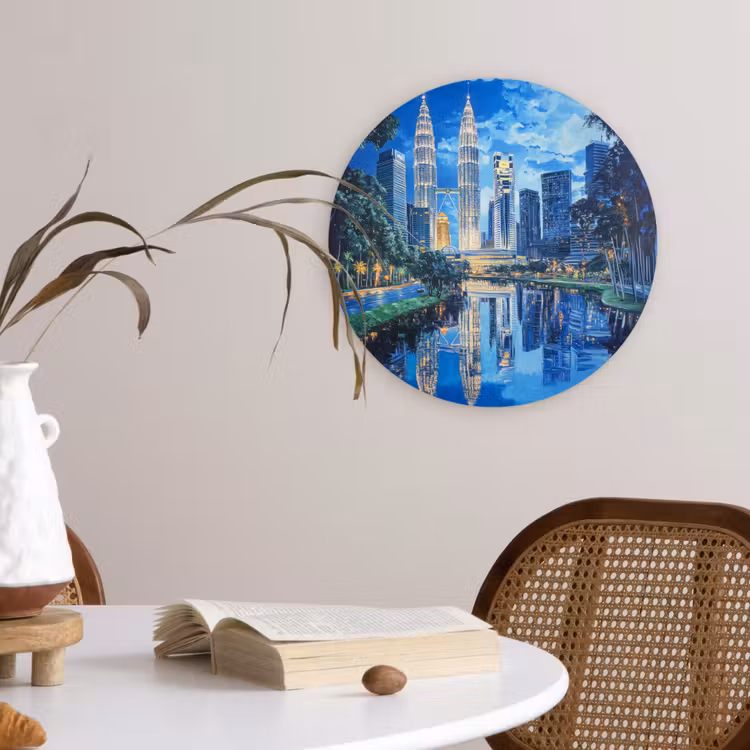 Stad Kuala Lumpur - Skyline - Wolkenkrabbers - Water Wandcirkel kunststof plaat 5mm dik klein -sfeer4