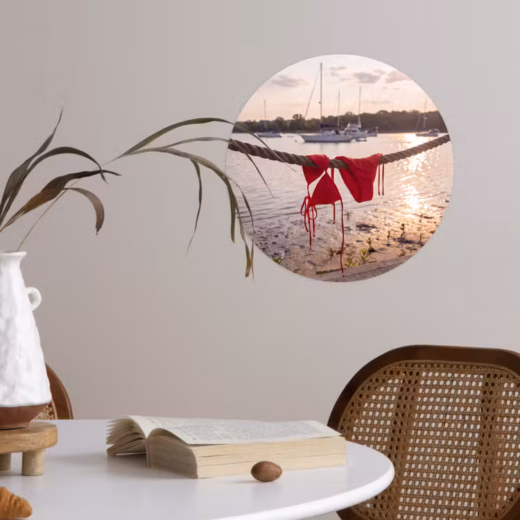Badkleding - Rood - Zomer - Water - Zonsondergang Wandcirkel behangsticker klein -sfeer3