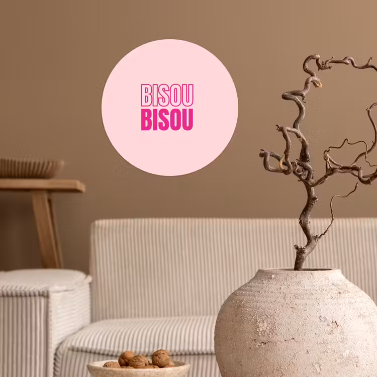 Bisou - Roze - Minimalistisch Wandcirkel behangsticker klein -sfeer1