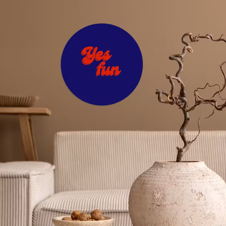 Blauw - Rood - Yes fun - 3D Wandcirkel behangsticker klein -sfeer1
