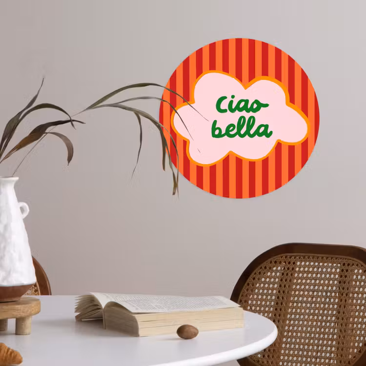 Ciao bella - Tekstwolk - Strepen - Oranje Wandcirkel behangsticker klein -sfeer3