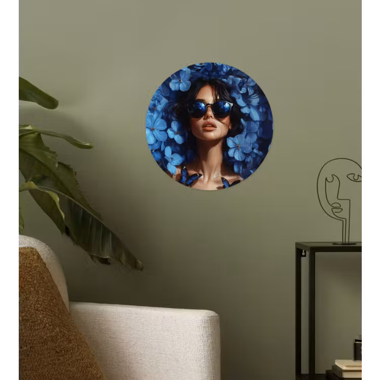 Vrouw - Blauw - Bloemen - Vlinders - Natuur Wandcirkel behangsticker klein -sfeer2