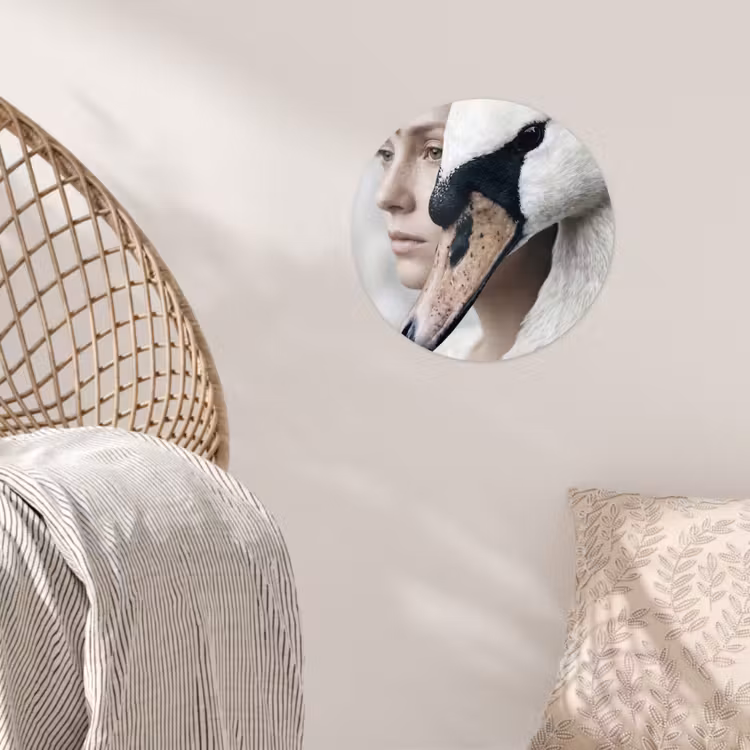 Vrouw - Zwaan - Wit Wandcirkel behangsticker klein -sfeer4