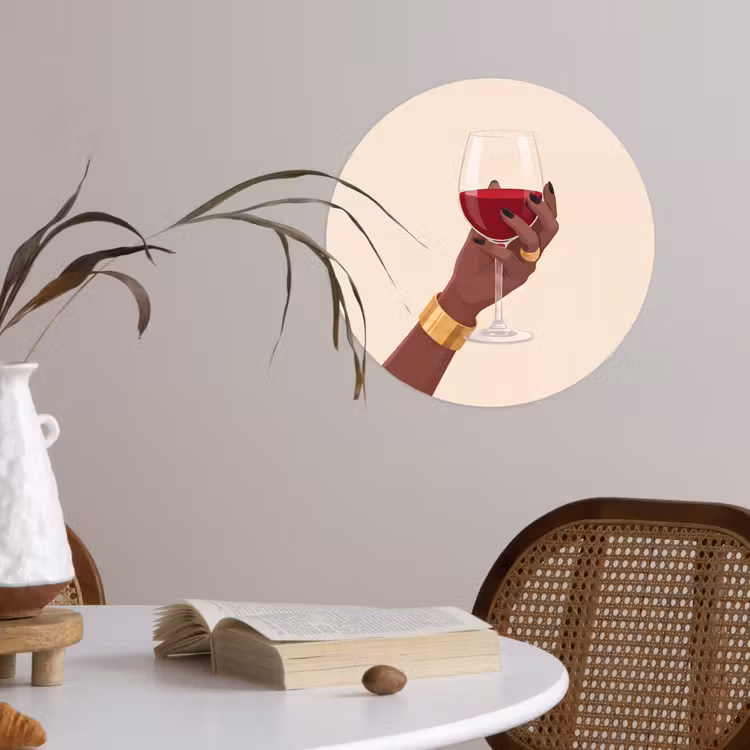 Vrouw - Wijn - Glas - Illustratie - Rood Wandcirkel behangsticker klein -sfeer3