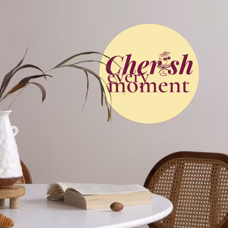Cherish every moment - Cocktailglas - Geel Wandcirkel behangsticker klein -sfeer3