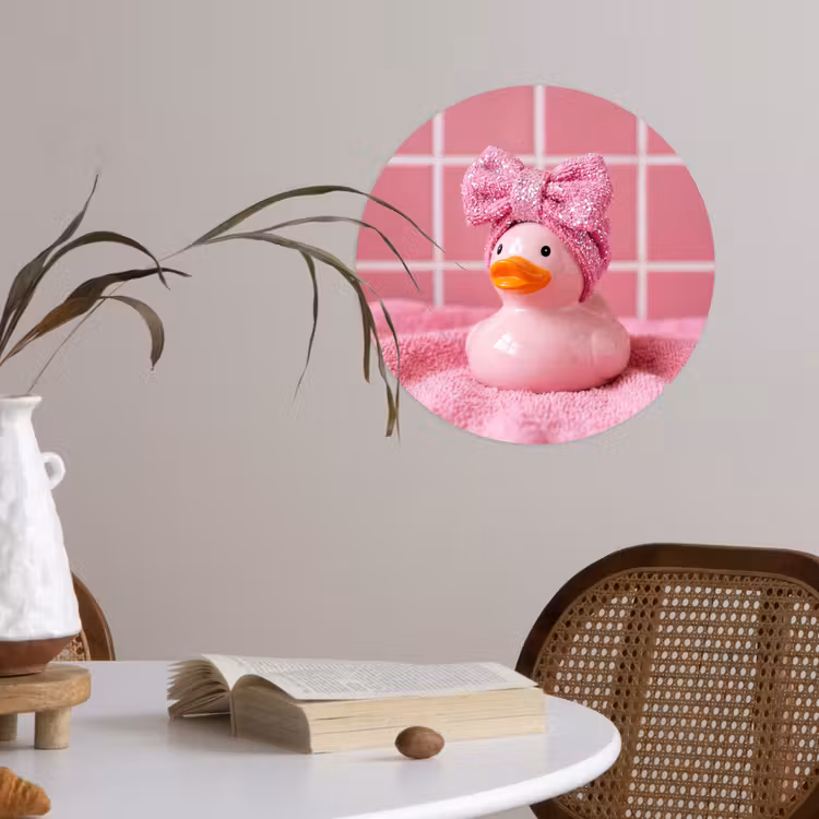 Badeend -Strik - Roze Wandcirkel behangsticker klein -sfeer3