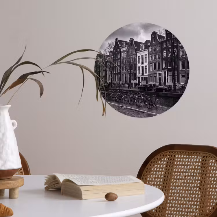 Huis - Gracht - Amsterdam - Architectuur - Zwart-wit Wandcirkel behangsticker klein -sfeer3